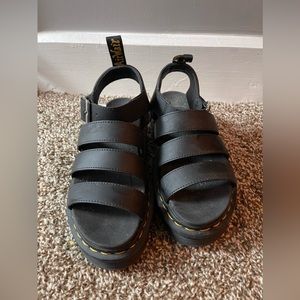 Dr Martins Platform Sandals. Black. Size 7 US. 38 EU.
